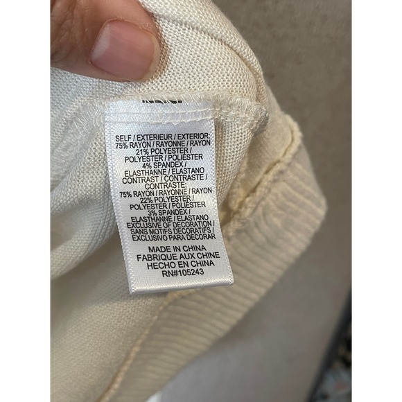 Bobeau Cream Floral Applique Long Sleeve Sweater Top‎ Women's Size M - Picture 6 of 7